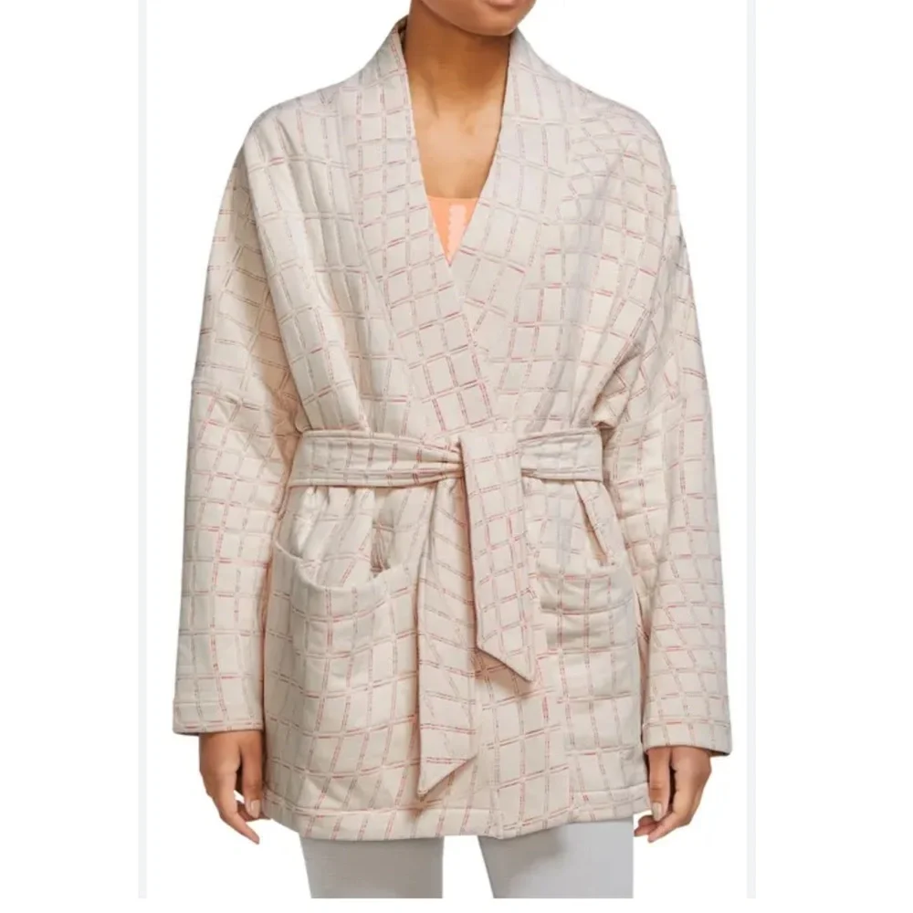 🛑 1 hour sale. Nike, yoga therma m-fit luxe, reversible, cozy and elegant - Picture 1 of 10